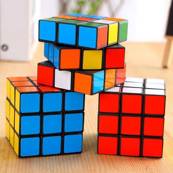Mini Puzzle cube Piccole dimensioni 3cm Magic Learning Gioco educativo Buon regalo Giocattolo Decompressione giocattoli per bambini D77