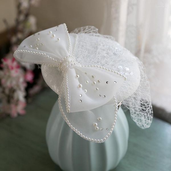 Cabeças de cabeça 2022 Moda Chapéu de casamento vintage com pérolas de miçangas brancas de cabeçote de cabeçote de noiva Accesorios para boda chapau Mariage