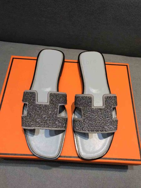Знаменитые бренды пляжные тапочки сандалии классические плоские каблуки летние дизайнерские флопы кожаная леди слайды женская обувь отель для женских сандалий большие 35-42 A01