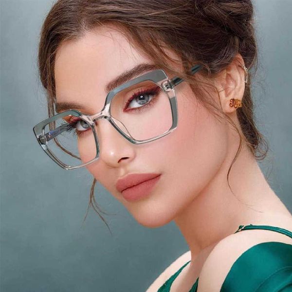 Óculos de sol enquadram novas tendências Eyeglass Frames vintage quadrado verde de grande tamanho Gglasses transparente moldura moda feminina clara de óculos femininos T2201114