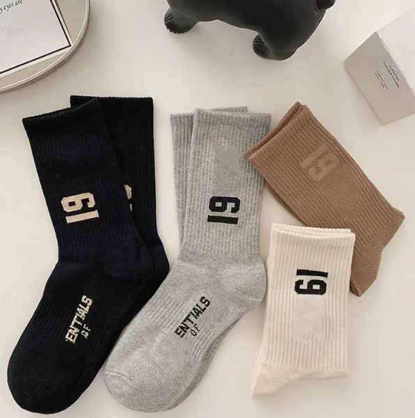 Trendige Socken für Herbst und Winter, Buchstaben und Zahlen, mittelhohe Socken für Herren und Damen, Oberbekleidung, Sportstrümpfe, Basketballsocken, Tide