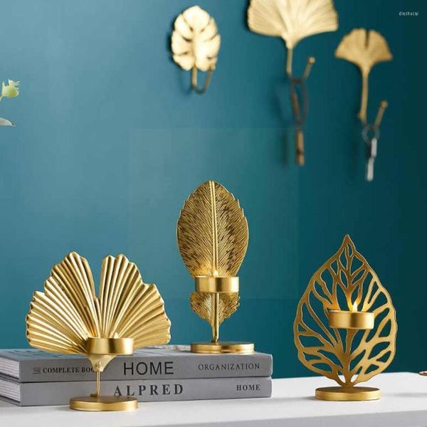 Titulares de vela preto portador de ferro forjado Base Golden Base Living Desktop Decoração de Christmas Leaf Crafts Simple 2022 Gold