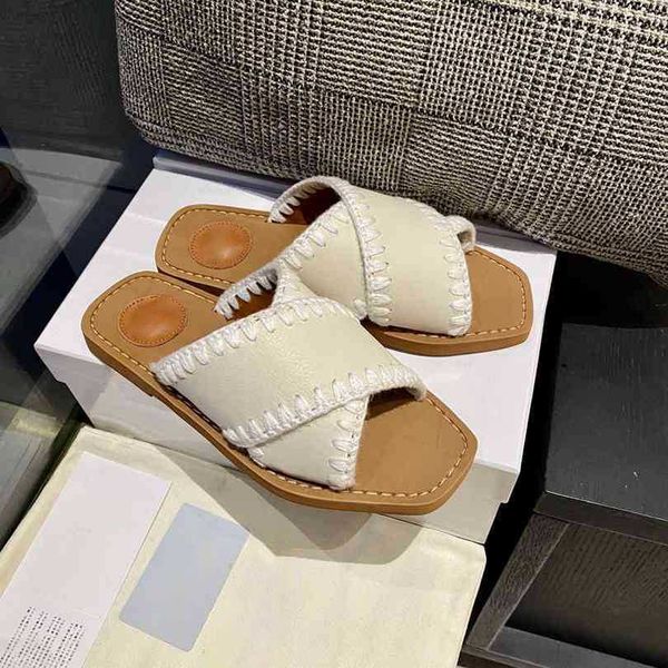 2023 Berühmte Marke Cross Roman Hausschuhe Damen Designer Mode Echtes Leder Flache Sandalen für Mädchen Paris Damen Klassische Luxus Sommer Casual Strand Wanderschuhe