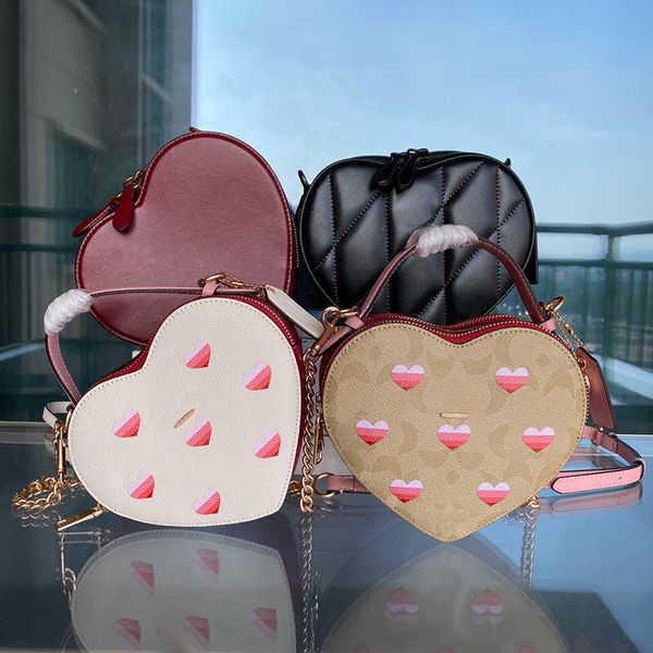 Totes Coabag Classic Heart Pouch 5 Styles Sacos de bolsas de designer feminino Bolsa Cadeia de cart￣o Crossbody Bag Bag Luxurys Bolsa Bolsa com Box 221110 221207