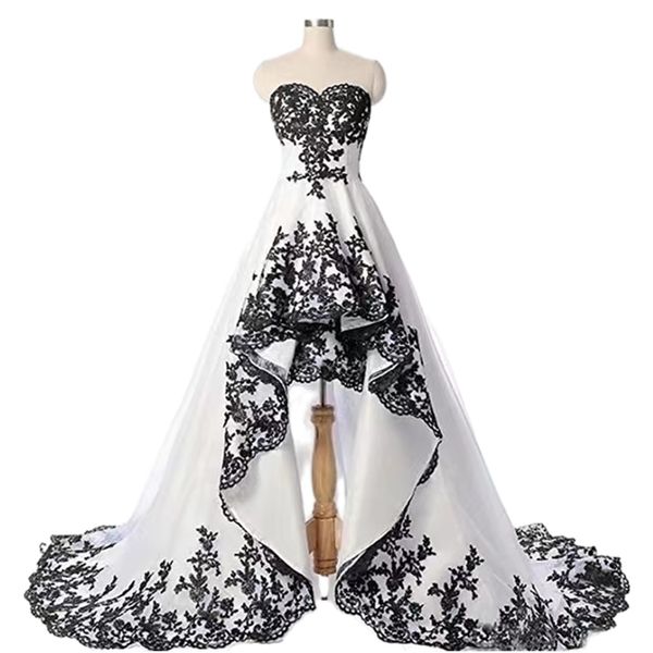 Schwarz-weißes Gothic-Hochzeitskleid mit hoher Schleife, A-Linie, Brautkleider, kurze Vorderseite, lange Rückseite, Spitzenapplikationen, Satin, Land, Vestidos de Novia, Rückenkorsett