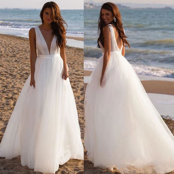 Strand-Tüll-Hochzeitskleid mit V-Ausschnitt für Frauen, einfaches Elfenbein, ärmellos, A-Linie, Boho-Brautkleid, rückenfrei, 2022, fließendes Brautkleid