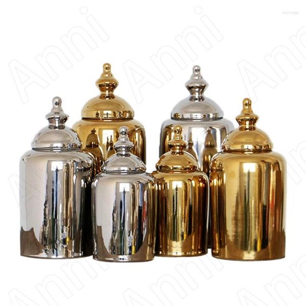Garrafas de armazenamento frascos de cerâmica dourados criativos com tampa de luxo europeu de luxuoso e clássico ornamentos banhados a prata em casa dispensador de grãos