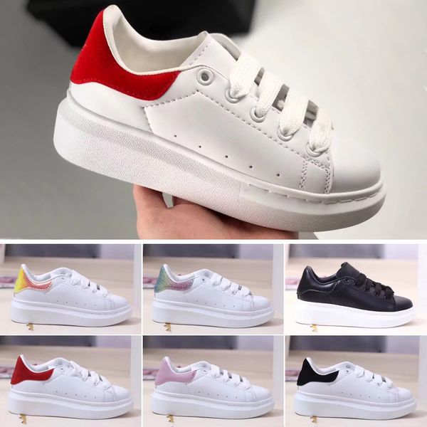 2022 Дизайнерская детская обувь для мальчиков девочек кроссовки 3M Светоотражающий толстый нижний нижний белый черный красный красный боба. Случайные кроссовки Размер 24-35