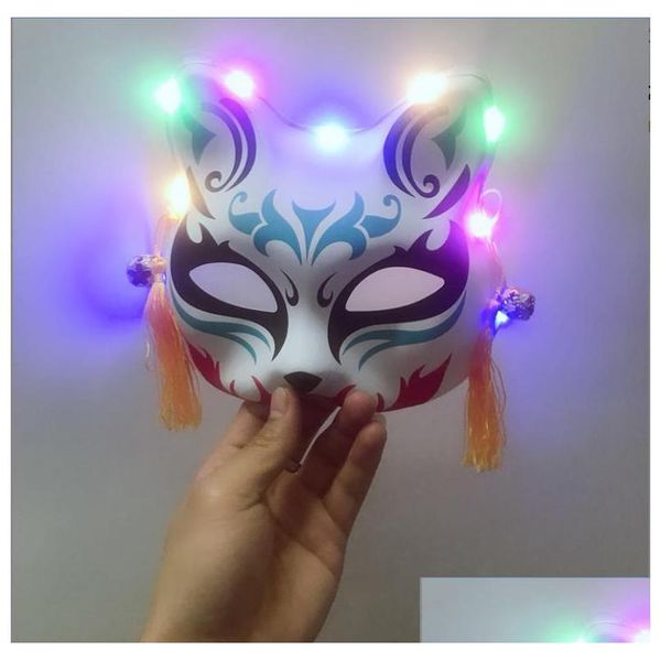 Maschere per feste illuminate Maschera da demone di Halloween Festa Cartoon Cat Replica Led incandescente Comic Puntelli Cosplay Annunci Decorazione della parete Accessori Dhe2M