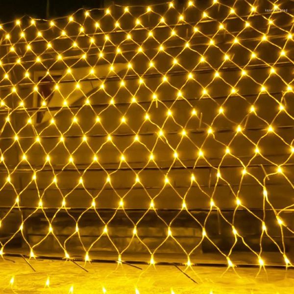 Stringhe Thrisdar LED Mesh Net Lights 2 2M 3 6 4M Christmas Fairy Ghirlanda Luce per cespugli di alberi Decorazione per feste da parete