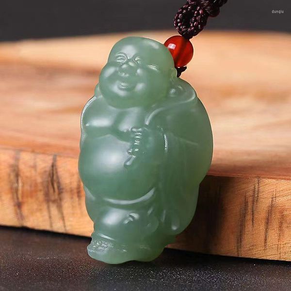 Anhänger Halsketten Natürliche Hetian Jade Ein handgeschnitzter Buddha Jadeit Grüner Schmuck