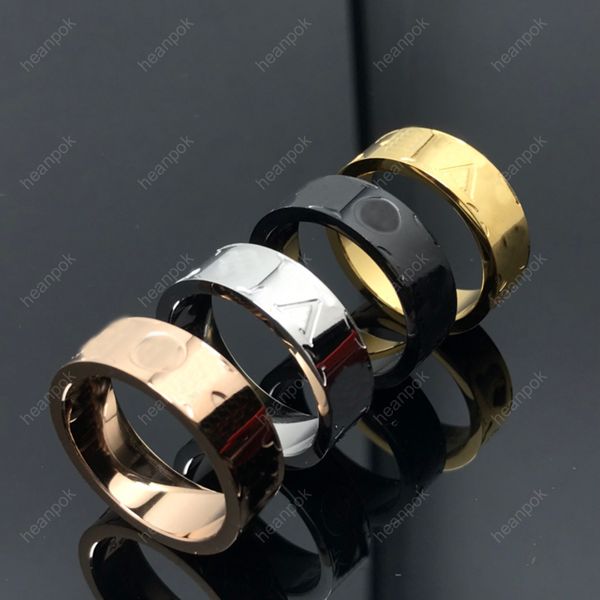 Fashion Gold Band Rings Mens Designer Love Earing Titanium Steel Jewelry Luxurys Fedi nuziali per le donne Bordo inciso Taglia 5 9 10 11 Box