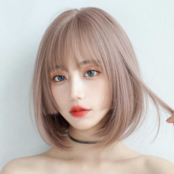 Perucas femininas Japão e Coréia do Sul fumam rosa curto de alta temperatura de seda inteira de ar de forma feminina bang hair tampa