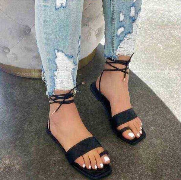 Kadınlar Yaz Sandalet Moda Meydanı Tepe Toe Halk Strap Flats Roman Antislip Sandalet Kadın Düz Dış Günlük Terlik J220716