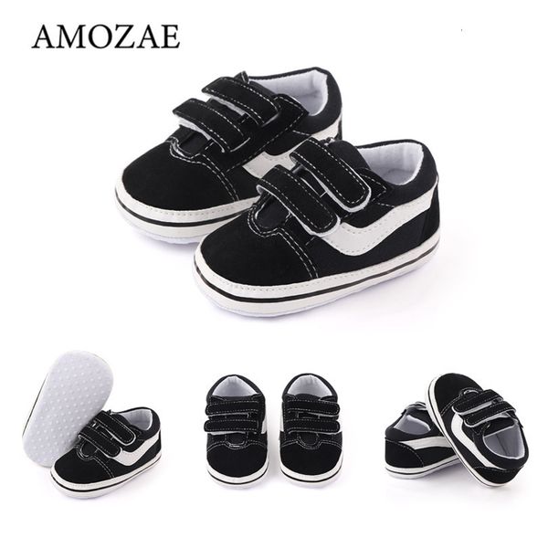 Sneakers Born Baby Jungen Schuhe PreWalker Soft Sole Pram SpringAutumn Canvas s Trainer Casual 221119