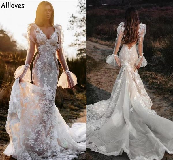 Fairy Flare Illusion Maniche lunghe Abiti da sposa a sirena Sexy scollo a V Pizzo floreale Bohemian Rustic Country Abiti da sposa Aperto indietro Corte dei treni Robes de Mariee CL1481