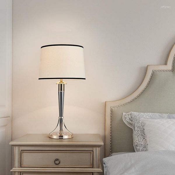 Настольные лампы и лампа для украшения пример пример Холла Трехмерный напольный стол в спальне головы кровать