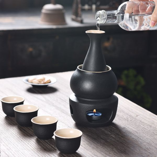 Weingläser, Keramik-Weinbecher-Set für japanischen Sake, russischer Spirituosenwärmer, inklusive 4 Sake-Bechern, einer Sake-Flasche, einem Wärmebecher und einem Heizofen 221121