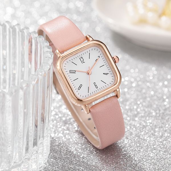 HBP Luxury Womens Armband Uhren Mode Square Dial Women Quarz Uhr Uhr Rosa Lederband Montres de Luxe