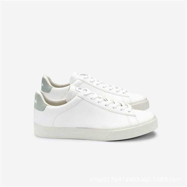 Sapatos de vestido 2022 Sapatos brancos franceses Lazer feminino de couro Sapatos de tábua de fundo plano