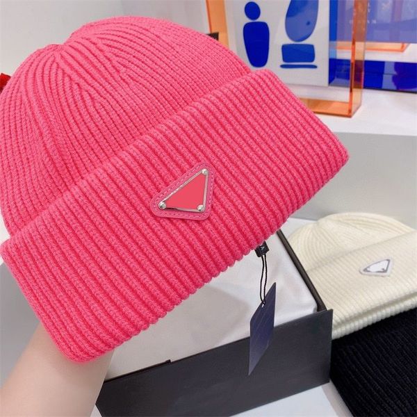 Mulheres cor-de-rosa boné gorros designer chapéus com etiqueta de geometria correndo esportes outono inverno quente malha bonés luxo design clássico ao ar livre esqui snapback máscara caminhão chapéu