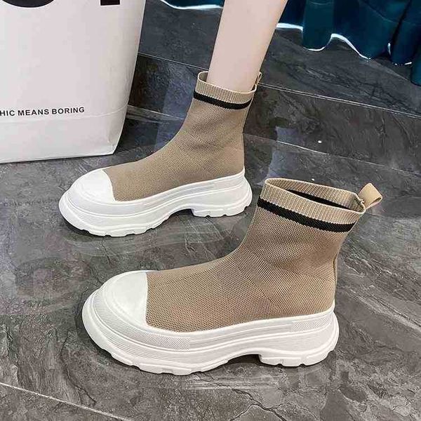 Botas de grife de gotas de ginástica feminina grossa feminina de tecido elástico elástico curto 2022 Novo outono e muffin de inverno Light Casual High Top