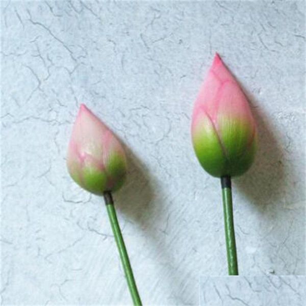 Ghirlande di fiori decorativi Fiore artificiale Vivid 81Cm Artificail Silk Lotus Bud El E Ristorante Decorativo Pond Simation Plant Dhgrf