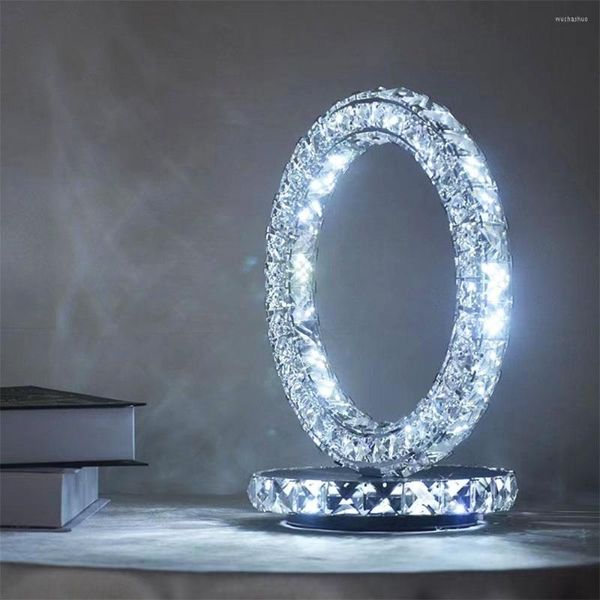 Lâmpadas de mesa Bedroom Lâmpada de mesa de cabeceira simples Round Round Led Room de estar decorativa Decoração de cristal de vidro decorativo