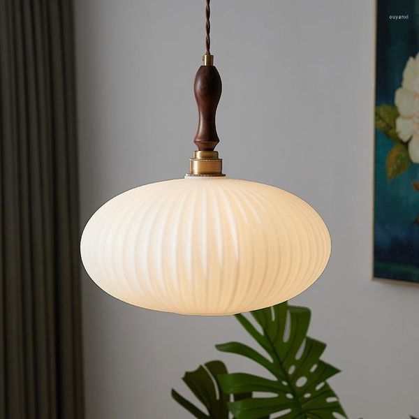 Lampade a sospensione Nordic Simple Glass Lamp Retro Walnut Log Hanging Body Bar Restaurant Bedroom Decor Light Fixtures