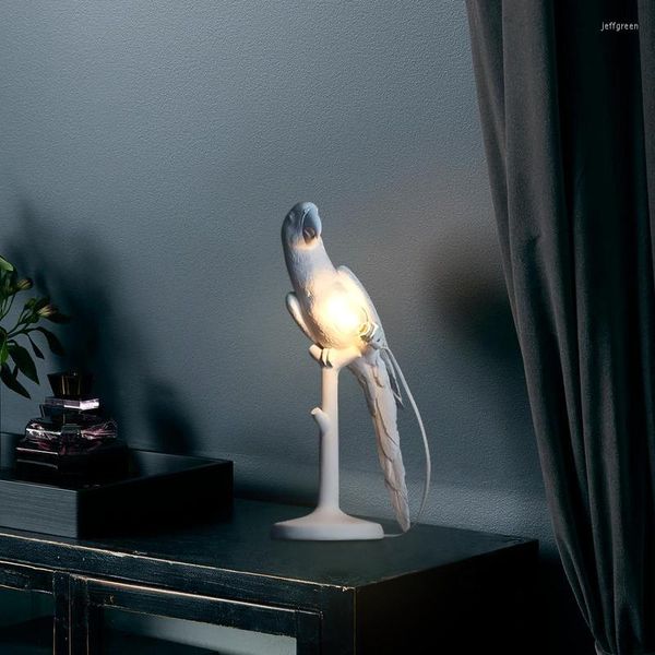 Lâmpadas de mesa Lâmpadas de papagaio nórdico Lâmpada de estar de estar de estar de estar para crianças de cabeceira infantil resina criativa para economizar energia decorativa branca