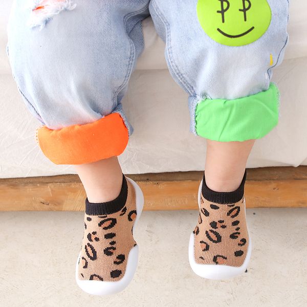 First Walkers Unisex Baby Leopard Shoes Children Slippers Animal Cartoon Boy Kids Soft Rubber Floor Socks 221124