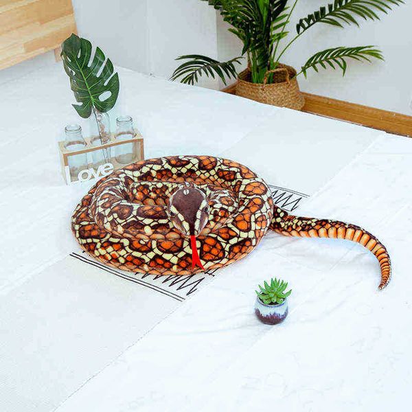 Simulação de 300cm Snakes Plush Toy Toy Giant Boa cobra Long empate de animais de serpente de cobra de luxo engraçado amigos complicados Halloween Ldren Gift J220729