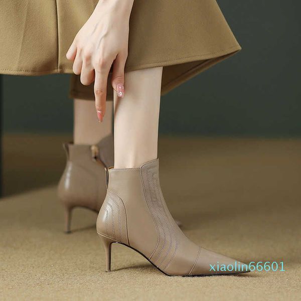 Stiefel mit feinem Absatz, spitze kurze Stiefel für Damen im Herbst und Winter 2022, modische Nude-Stiefel, schwarze Aprikosen-High-Heels