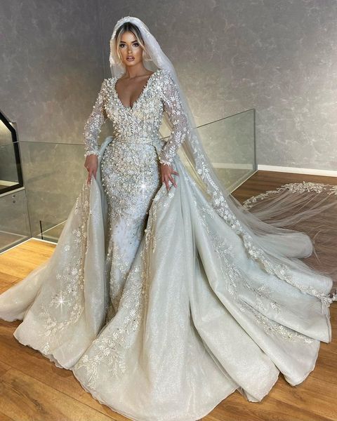Luxus Frauen Hochzeitskleid Perlen Applikationen Brautkleider Nach Maß V-Ausschnitt Langarm Abnehmbarer Zug Arabisch Dubai Vestido de Novia 2024