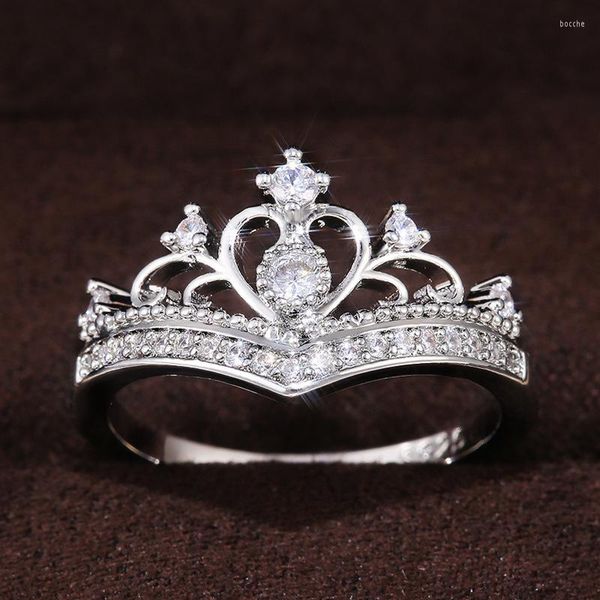 Уважаемые кольца мода Cz Cone Crown Form