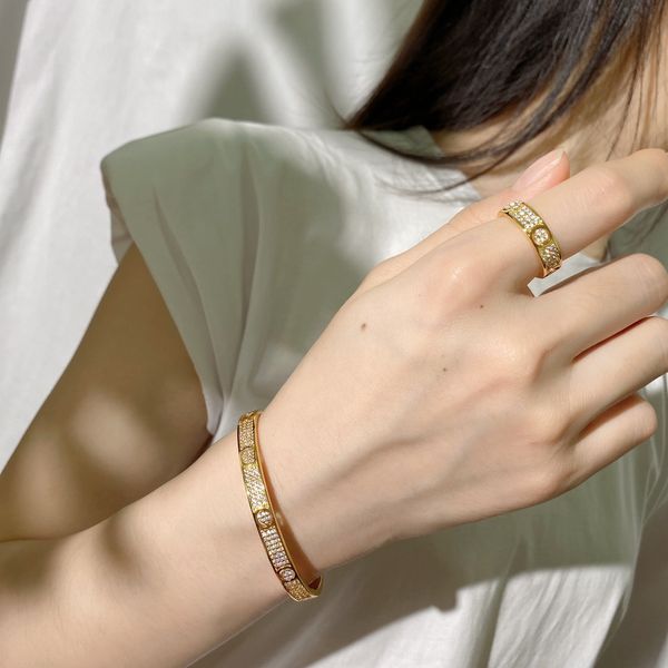 Модные эмалевые серьги Braclet Rings Sets Наборы выгравированы F Инициалы Настройки письма женщин 18 тыс. Золотых ушей для ушей.