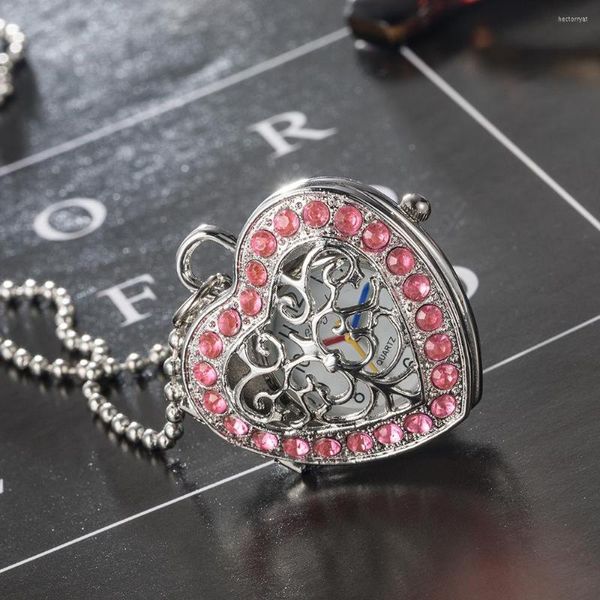 Карманные часы винтажные маленькие циферблаты Quartz Watch для мужчин Женщины Подых алмазного сердечного скелета скелет брызг открытый подвесной колье подарки