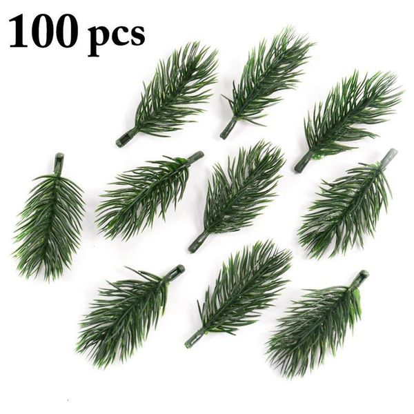 Decorações de Natal 100pcs Árvore de Natal Mini Mini A agulhas de pinheiro de pinheiro Garland Pine Pick Party Supplies for Christmas Simulation Plants 221125