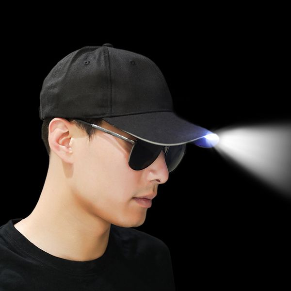 Fashion Bright Glow in Dark Reading Fishing Jogging Light Up LED Sport Hat Berretti da baseball Cappello da vacanza luminoso per unisex