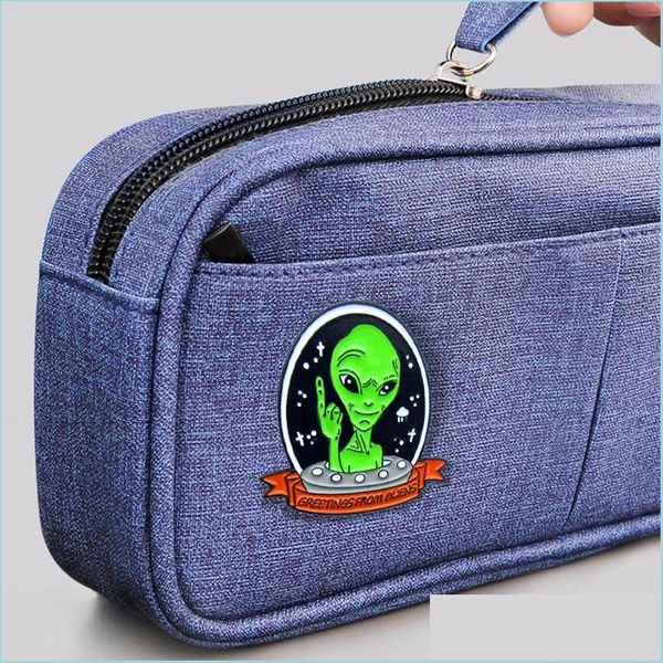 Spille Spille Spille Astronauta alieno Ufo Smalto Spilla di auguri personalizzata da alieni Astronave Distintivo per borsa Spilla Jewe Dhgarden Dh7Cr