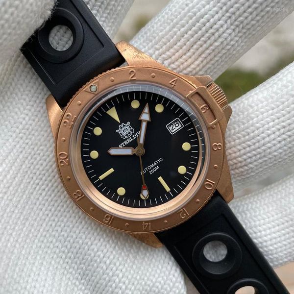 Orologi da polso STEELDIVE Men CUSN8 Orologio in bronzo SD1966S NH35 Orologi meccanici automatici Coperchio pentola Bubble Mirror Vetro zaffiro 200m Impermeabile