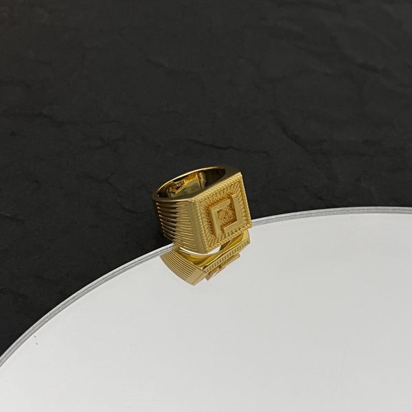 Band Diamanten Mode Ringe Männer Dame Messing graviert F Buchstabe 18K Gold breiter Ring Frauen Schmuck Liebhaber Geschenke HFRN -- 03