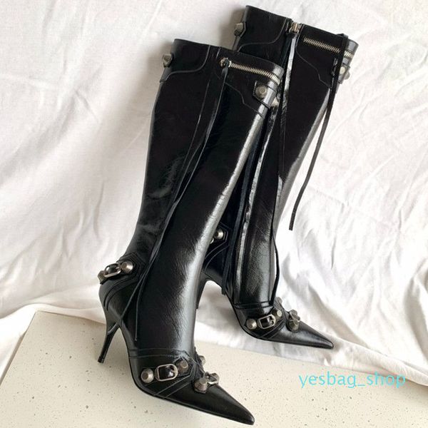 Boots de botas de joelho comprido cal￧ados cal￧ados de f￡brica de f￡brica de luto fino da marca de moda Cagole Stud Point Toe Leather Runway Womens