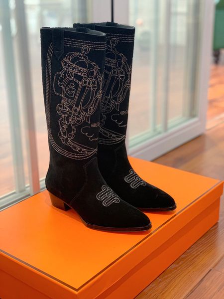 Paris Designer Boots ее туфли вышитые западные ковбойские сапоги уличный стиль черный замша редкие крутые звезды показ мод