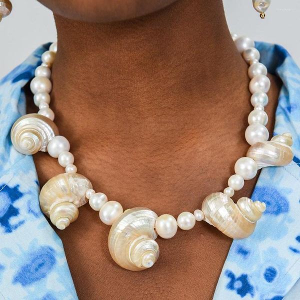 Charker Bohemian Beach Punk White Sea Shell Ajustável Colar de Pérola de Água Doce Ajuste Cascas de Conch Conch Sirenna Mulheres