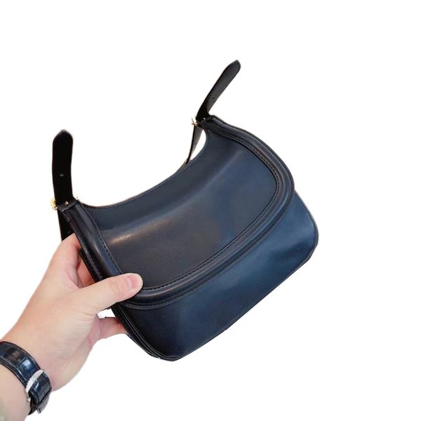 Bolsa de câmera de grife bolsas de axilia Charlie ombro médio em couro preto liso feminino de luxo Loulou Small Crossbody Mini Tote Envelope College College Bolsa