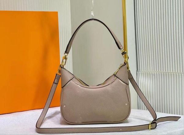 2022 Высококачественные сумки для подмышек Классические кожаные дизайнерские сумки для дамских сумок на ремне Многоцветные модные сумки оптом