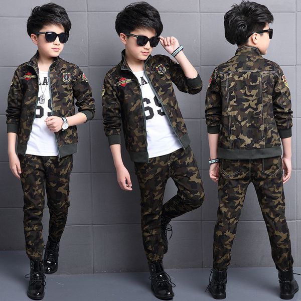 Giyim Setleri Erkekler Set Çocukları Trailsuit Bahar ve Sonbahar Kamuflaj Uzun Kollu Pantolon 221130 için askeri üniforma kıyafetleri