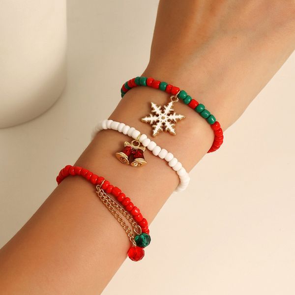 Set di braccialetti di perline natalizie Fili Braccialetti con campana a forma di fiocco di neve Gioielli di Natale Regalo per la fidanzata innamorata