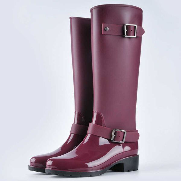 Botlar Yeni PVC Bayanlar Su geçirmez Yağmur Kadınlar Kauçuk Nefes Alabilir Moda Diz Yüksek Anti Yokslu Su Ayakkabıları Kadın 220901